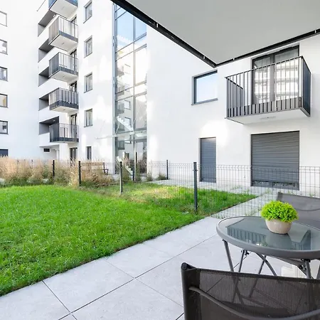 Sky Home- Rose -manufaktura, Bezplatny Parking, Klima, Dostep Na Kod 아파트 우치