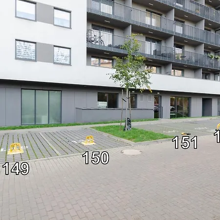 Sky Home- Rose -manufaktura, Bezplatny Parking, Klima, Dostep Na Kod