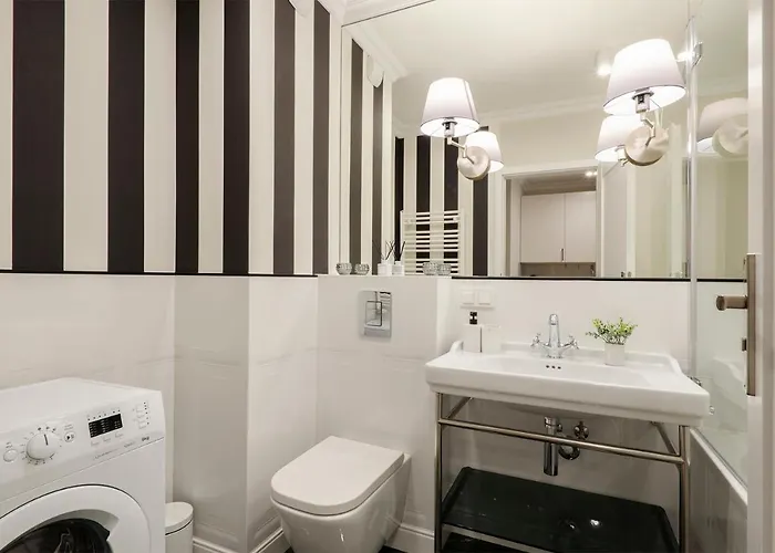 Sky Home- Rose -manufaktura, Bezplatny Parking, Klima, Dostep Na Kod * Lodz