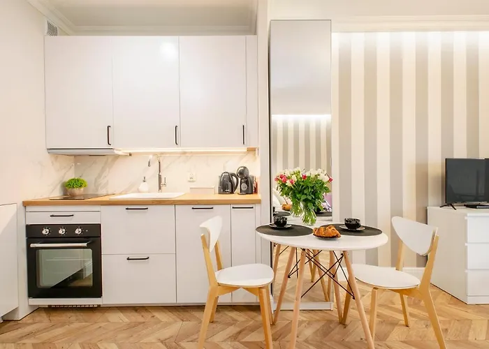 Sky Home- Rose -manufaktura, Bezplatny Parking, Klima, Dostep Na Kod Lodz