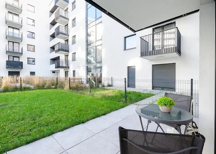 Sky Home- Rose -manufaktura, Bezplatny Parking, Klima, Dostep Na Kod Apartment Lodz