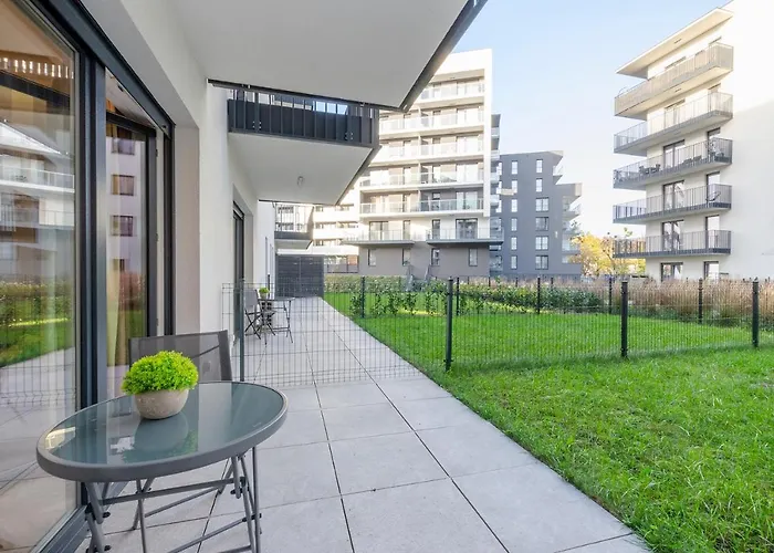 Sky Home- Rose -manufaktura, Bezplatny Parking, Klima, Dostep Na Kod Apartment